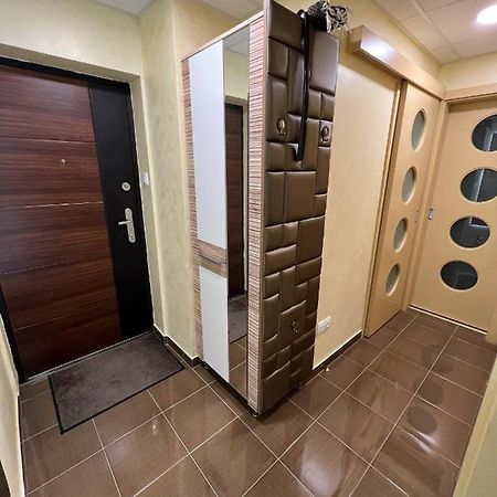 Parizsi Udvar Premium Apartman Lägenhet Debrecen Exteriör bild