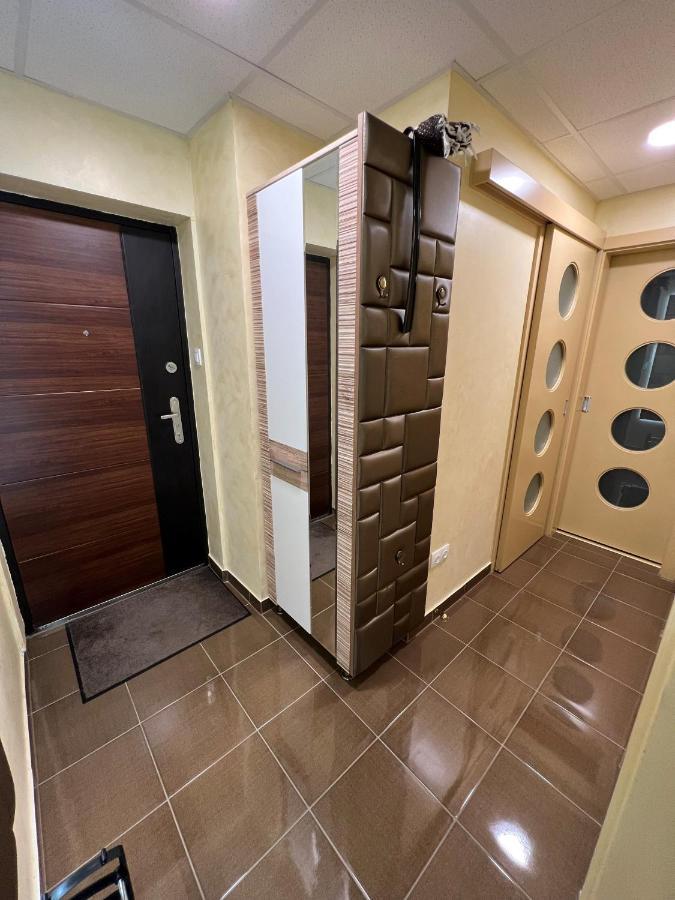 Parizsi Udvar Premium Apartman Lägenhet Debrecen Exteriör bild